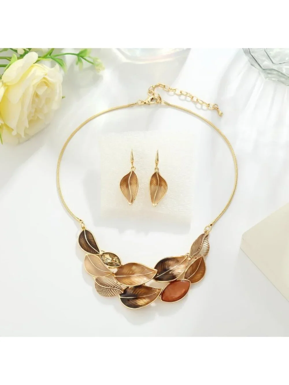 Vintage Chunky Floral Resin Jewelry Set - Bohemian Bib Necklace & Earring Gift